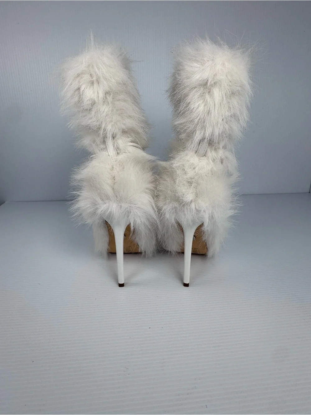 Azalea Wang Ivory Faux Fur Boots Sz. 6 Stiletto Heel Lace-Up Statement Boots NIB